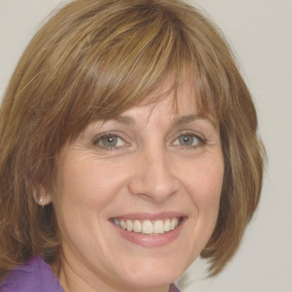 Portrait of Sienna Fitzwilliam, Lead Financial Analyst at vexolirona